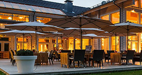 Viesnīcu un restorānu kompleksi